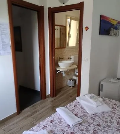 Bed & Breakfast Akropolis 3*