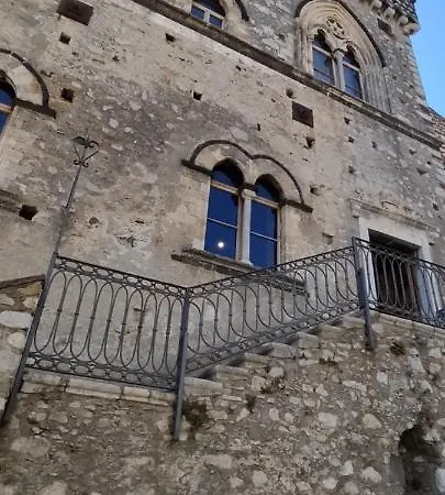Akropolis Bed & Breakfast