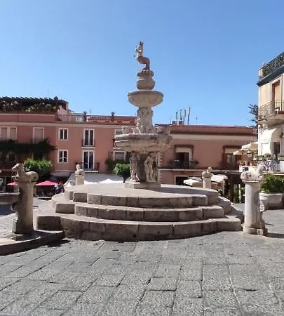Akropolis Nocleg ze śniadaniem Taormina