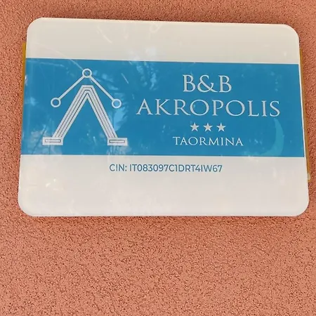 Akropolis *