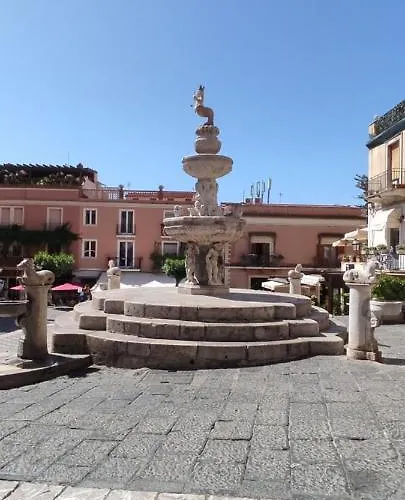 Akropolis Panzió Taormina