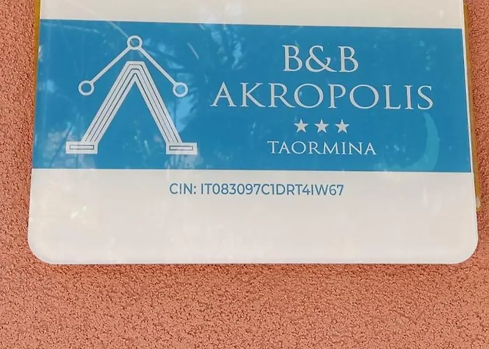 Akropolis 3*
